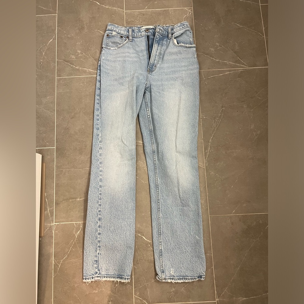 Abercrombie 90s Ultra Straight High Rise Curve Love Size 27/4